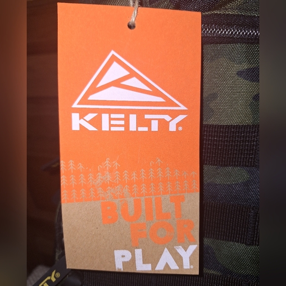 Kelty Expedition Camouflage Backpack NWT 13" Wide× 18.5" Tall× 6" Deep - Picture 2 of 10